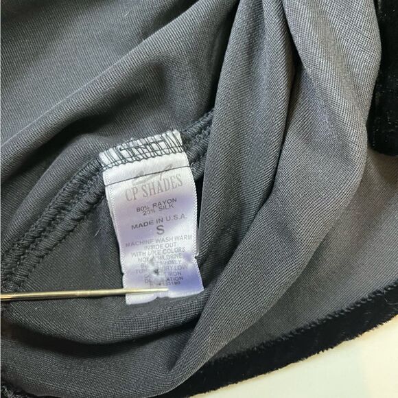 CP Shades Velvet Rayon Silk Button Down Small - Picture 9 of 9